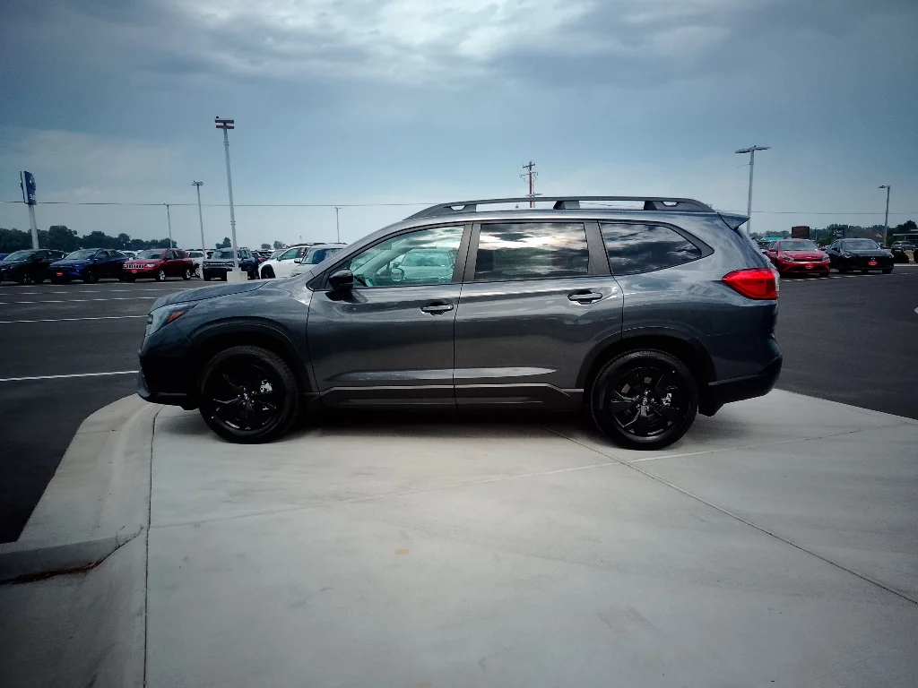 New 2026 MAGNETITE GRAY METALLIC Subaru Premium 7-Passenger image 6