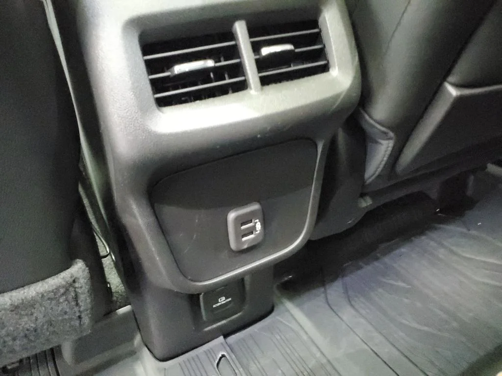 Used 2023 Black GMC AT4 image 28