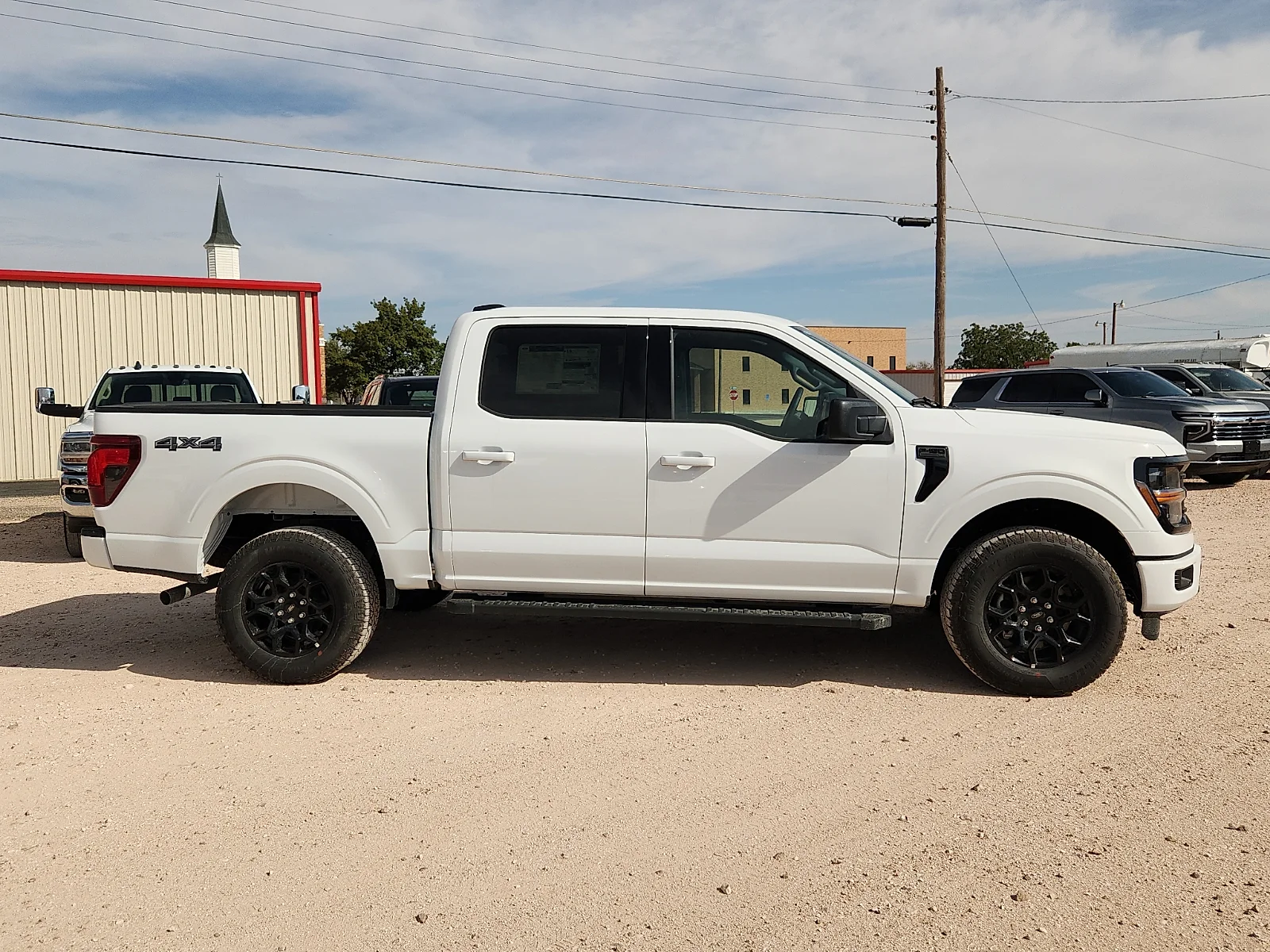 New 2026 Oxford White Ford XLT image 8