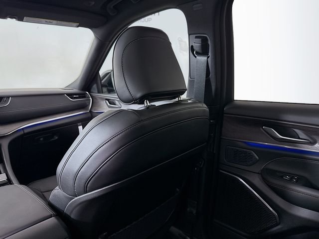 2025 Jeep Grand Cherokee L Overland - Photo 24