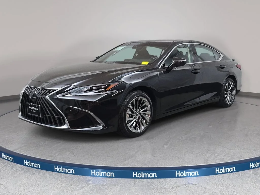 Certified Used 2025 Black Lexus 300h Luxury image 1