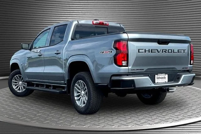 2026 Chevrolet Colorado LT - Photo 3