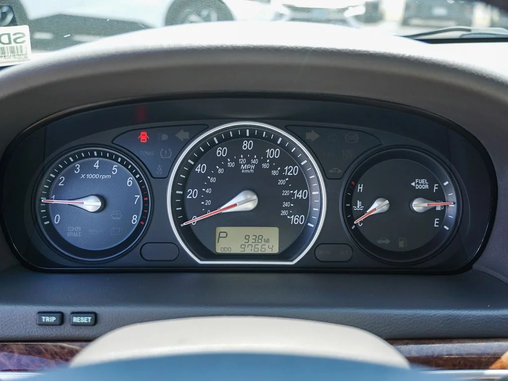 Used 2006 White Hyundai GLS V6 image 21