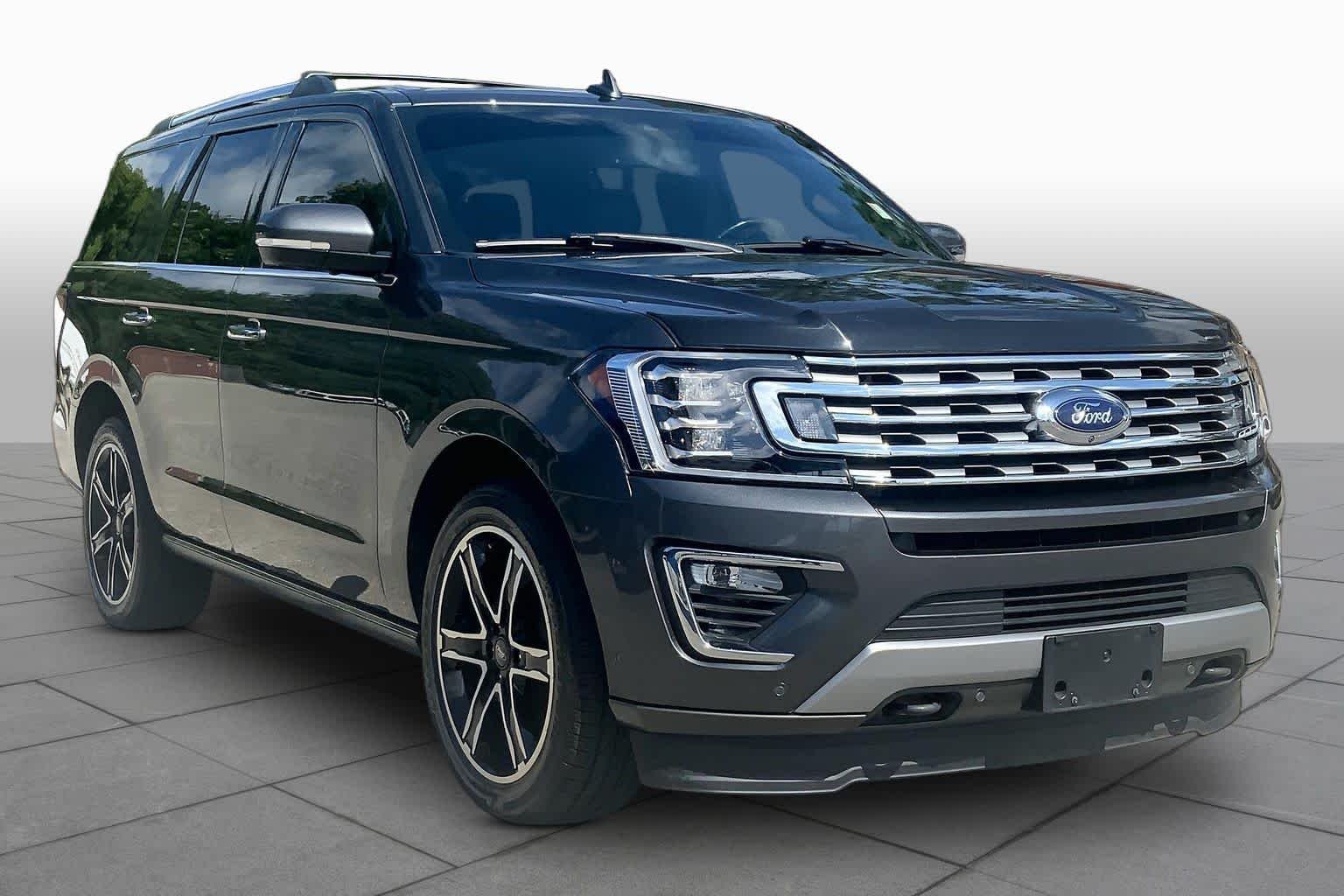 Used 2020 Magnetic Metallic Ford Limited image 3