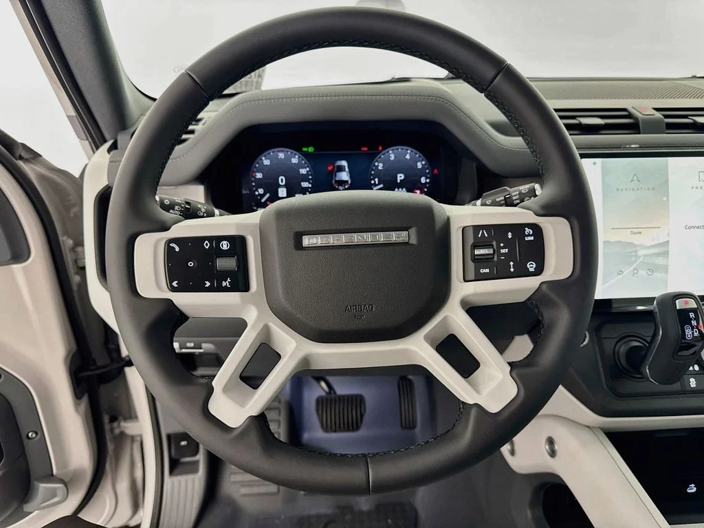 New 2026 Borasco Grey Land Rover X-Dynamic SE image 11