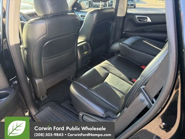 Used 2017 Black Nissan SL image 27