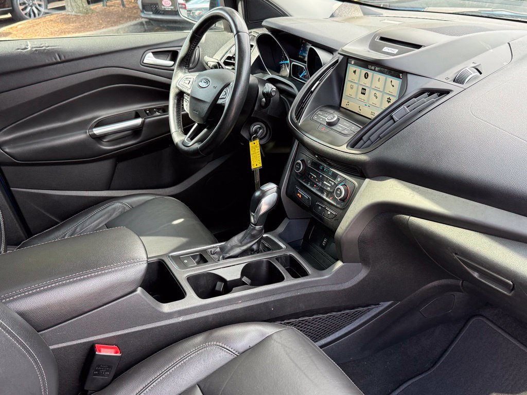 Used 2018 Blue Ford SEL image 27