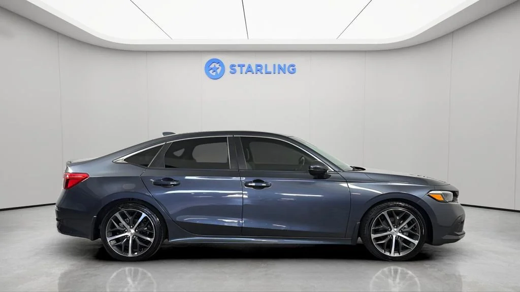 Used 2022 Gray Honda Touring image 11