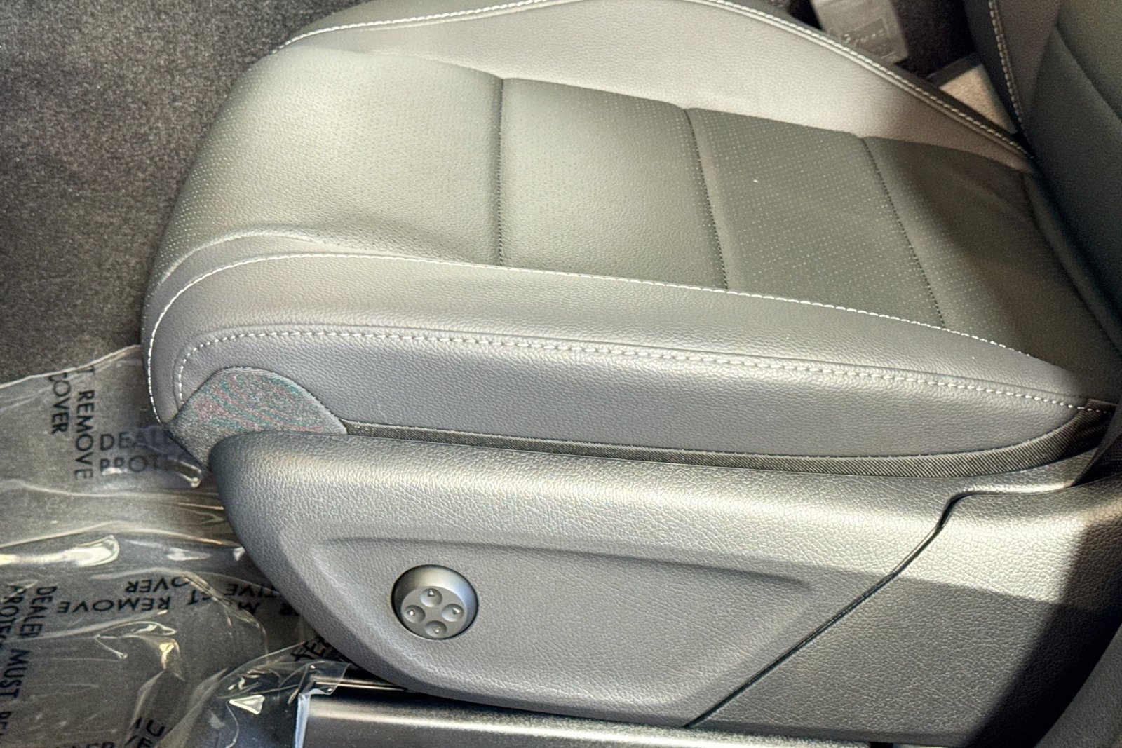 New 2026 Selenite Grey Metallic Mercedes-Benz GLE 450 image 17