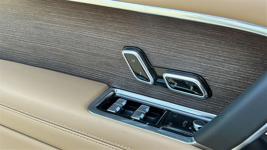 2026 Land Rover Range Rover SE - Photo 19