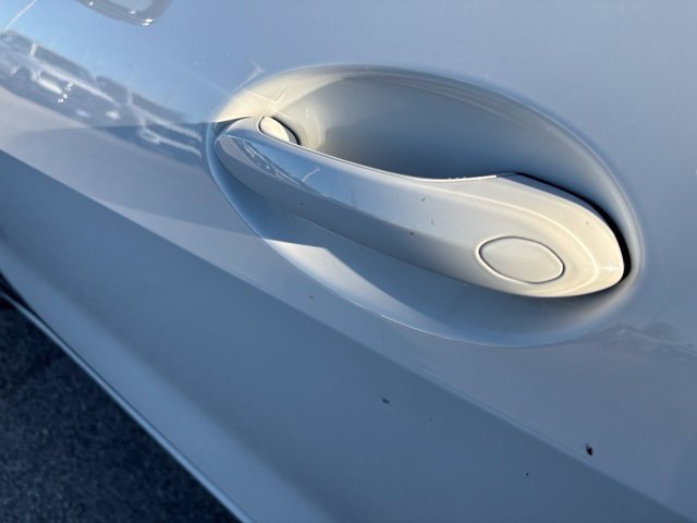 Used 2021 Alpine White BMW M50i image 12