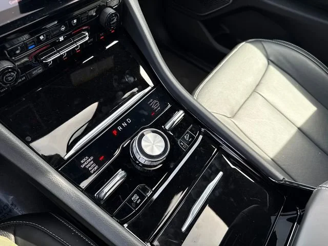2025 Jeep Grand Cherokee Overland - Photo 26