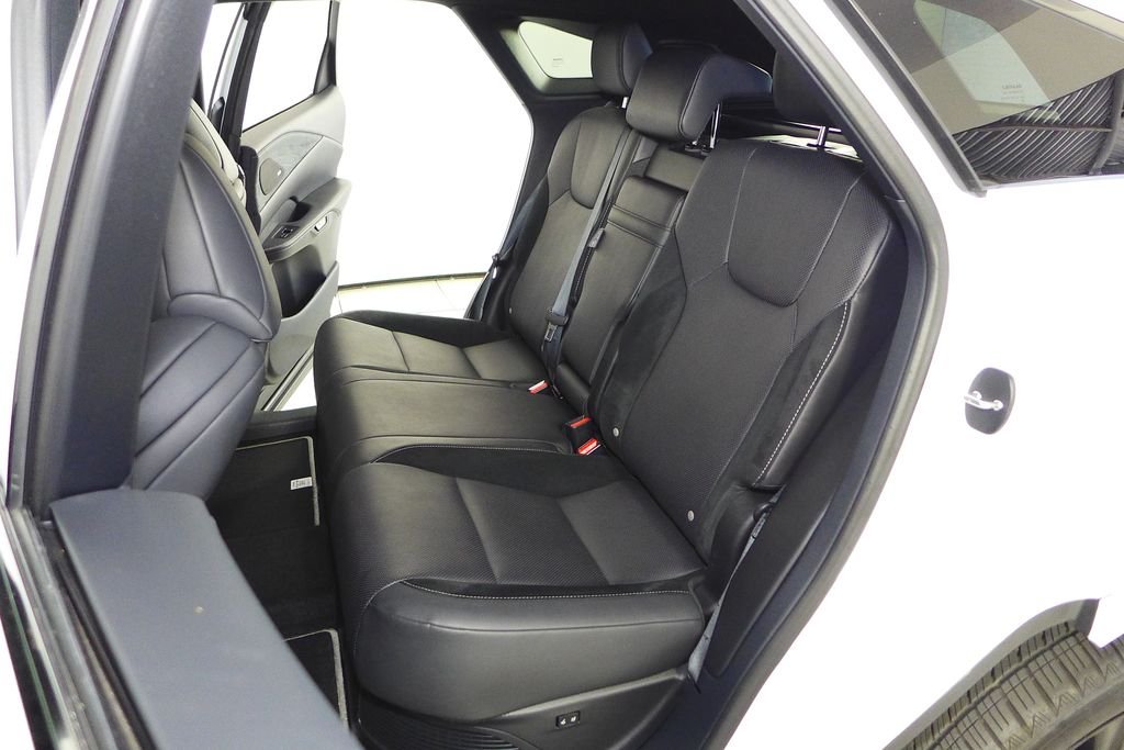 Used 2023 Ultra White Lexus 500h F SPORT Performance image 21
