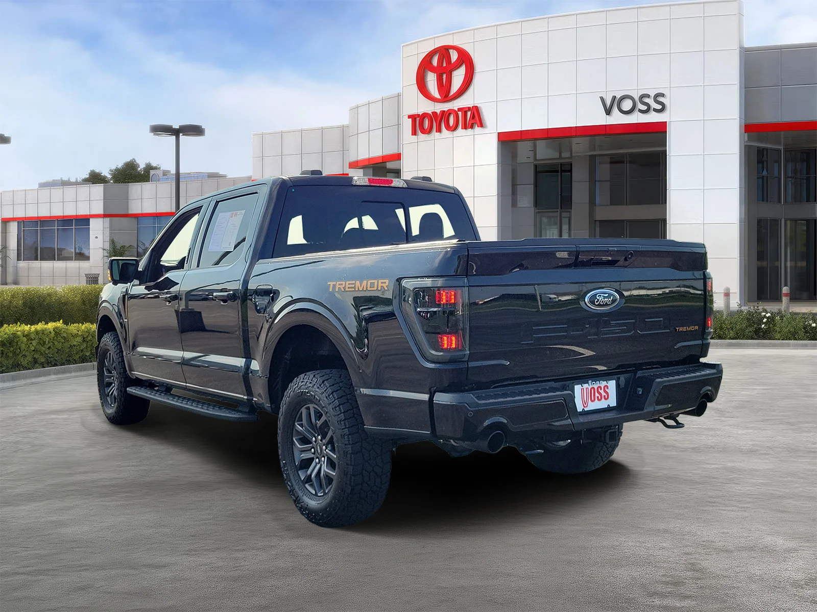 Used 2023 Agate Black Ford Tremor image 3