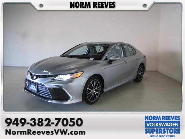 2023 Toyota Camry XLE's photo