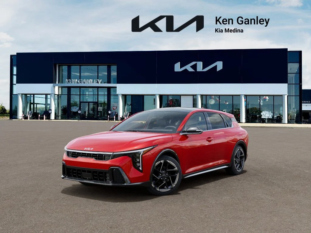 2026 Kia K4 GT-Line AT Hatchback's photo