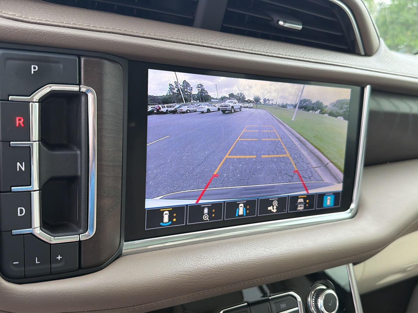 Used 2021 Summit White GMC Denali image 28