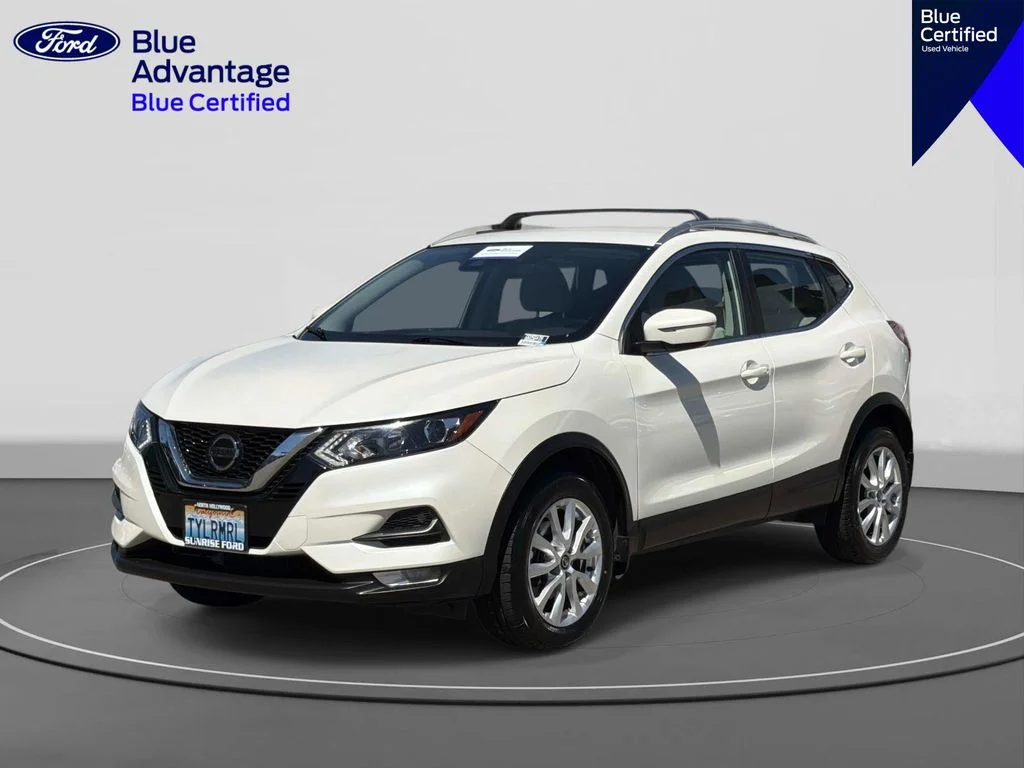 2020 Nissan Rogue Sport SV AWD's photo