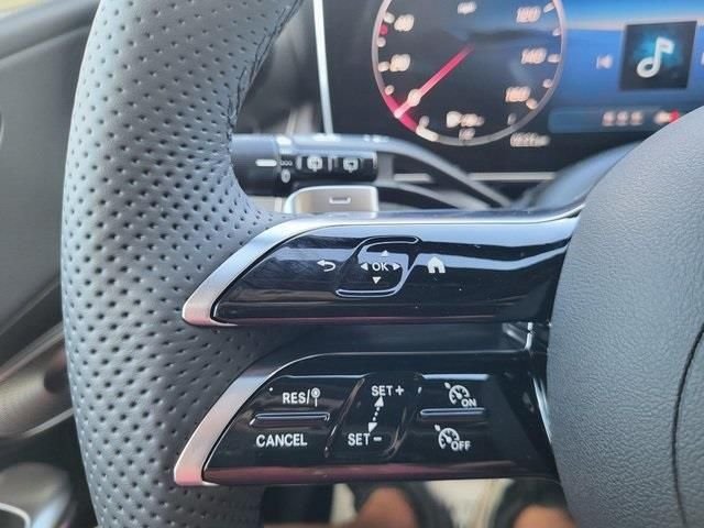 Used 2026 Gray Mercedes-Benz GLC 300 image 28