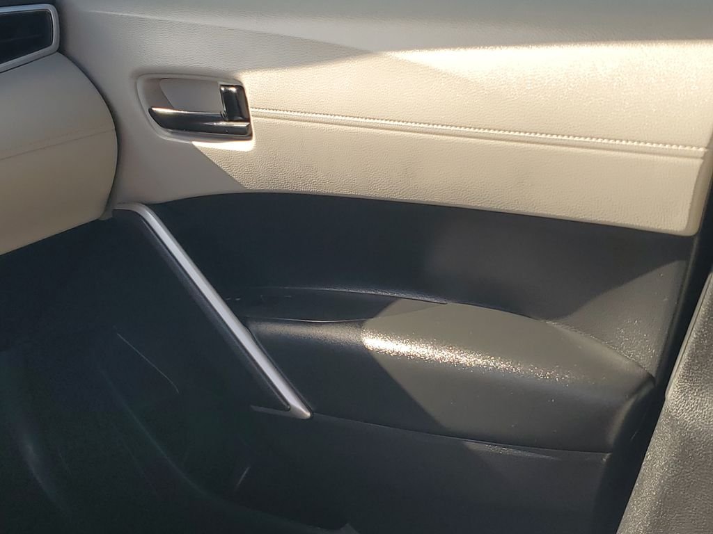 Used 2026 Silver Toyota L image 21