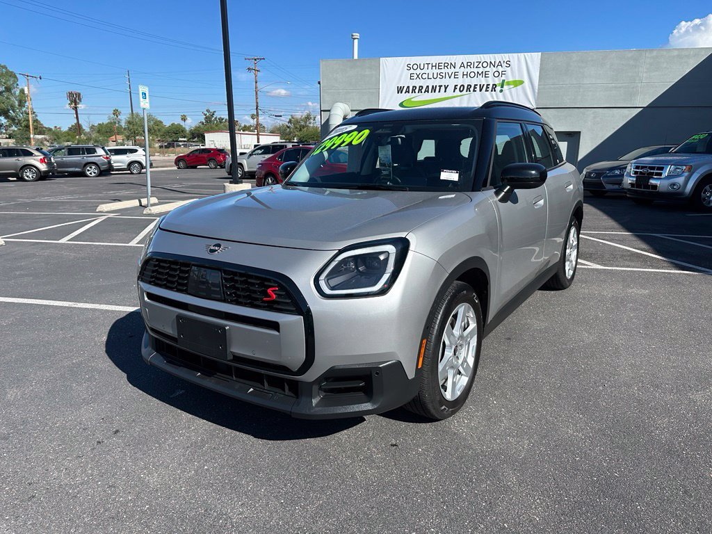Used 2025 Silver MINI  image 19