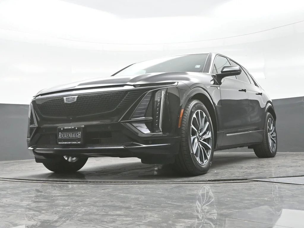 Used 2024 Black Cadillac Sport image 25