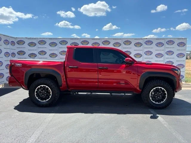 2025 Toyota Tacoma Hybrid TRD Off Road