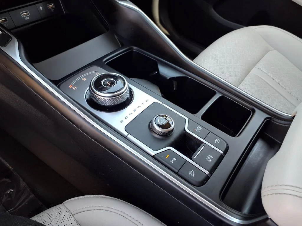 Certified Used 2023 Black Kia EX image 17