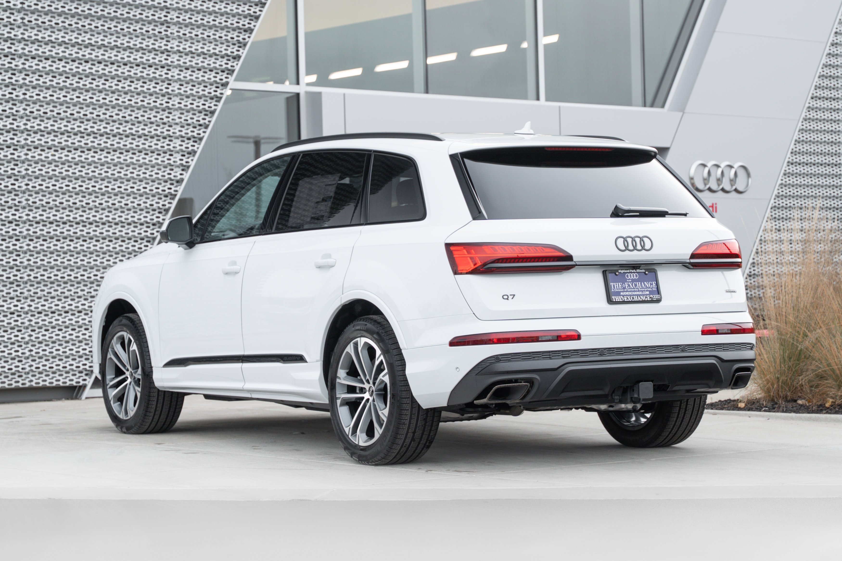 2025 Audi Q7 Premium Plus - Photo 5