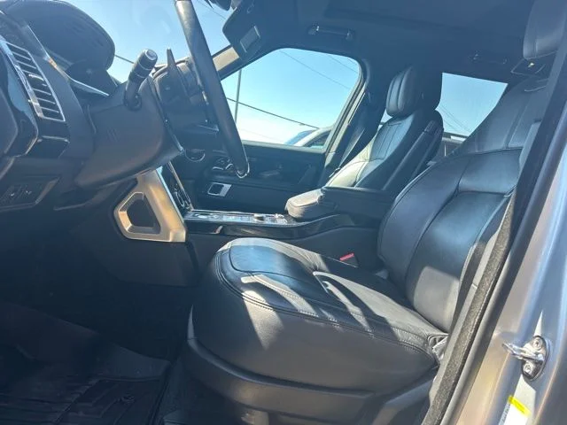 Used 2019 Silver Land Rover 3.0L V6 Turbocharged Diesel Td6 image 8
