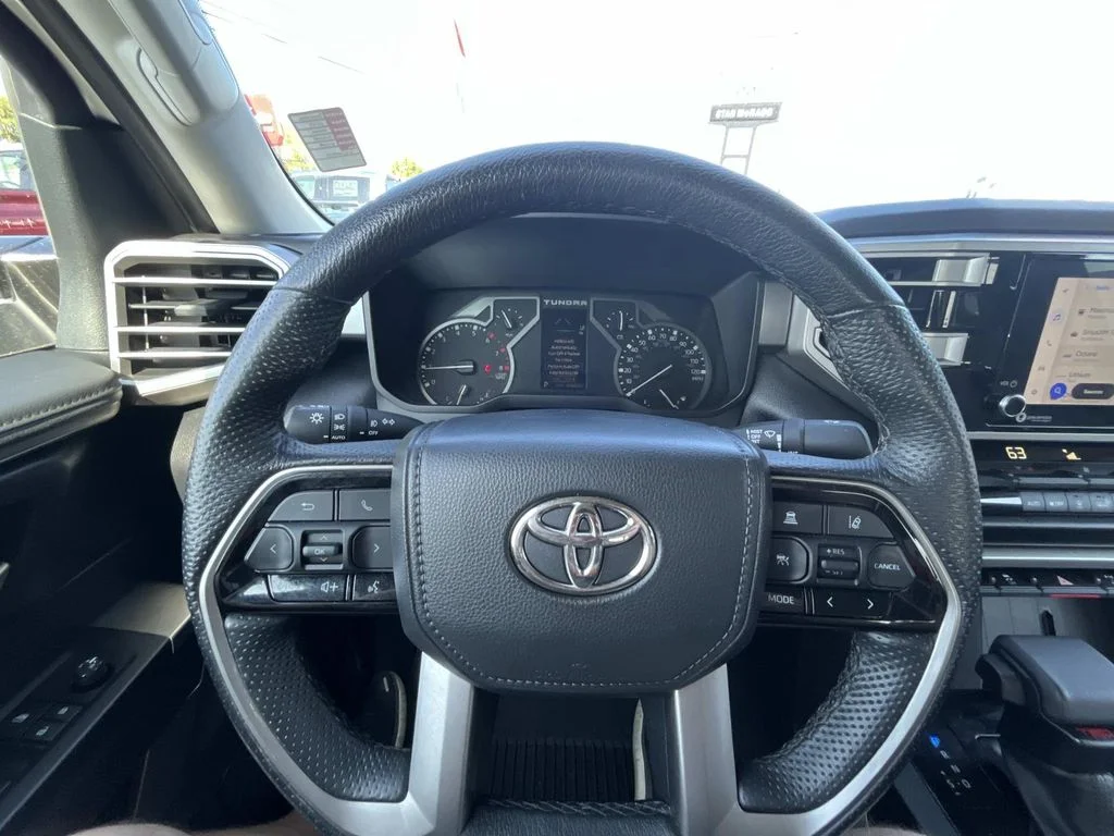 Used 2022 Silver Toyota SR5 image 15