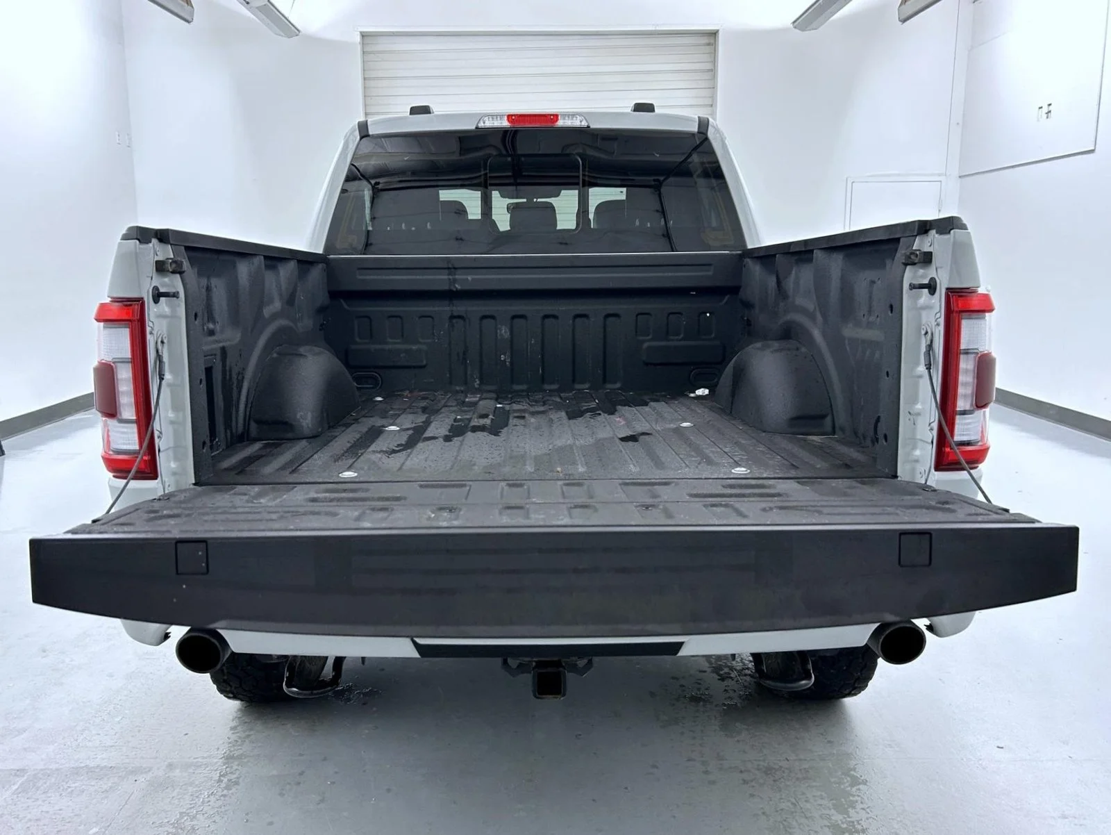 Used 2023 White Ford Tremor image 22