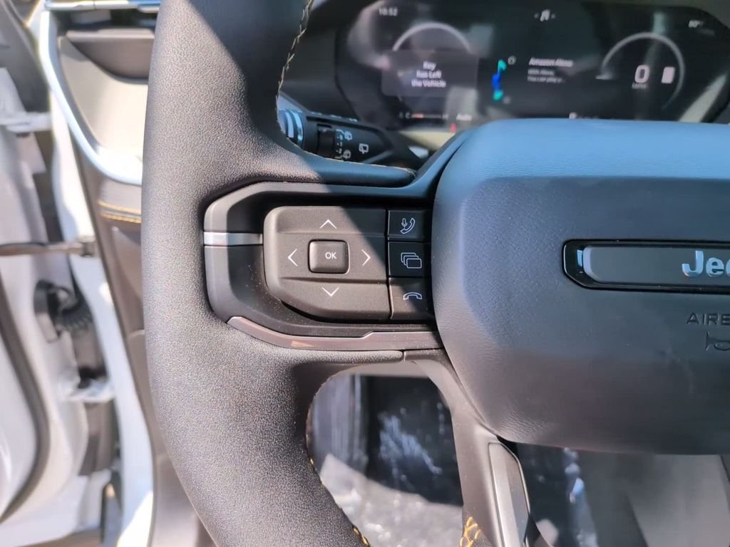 New 2026 White Jeep Laredo image 20