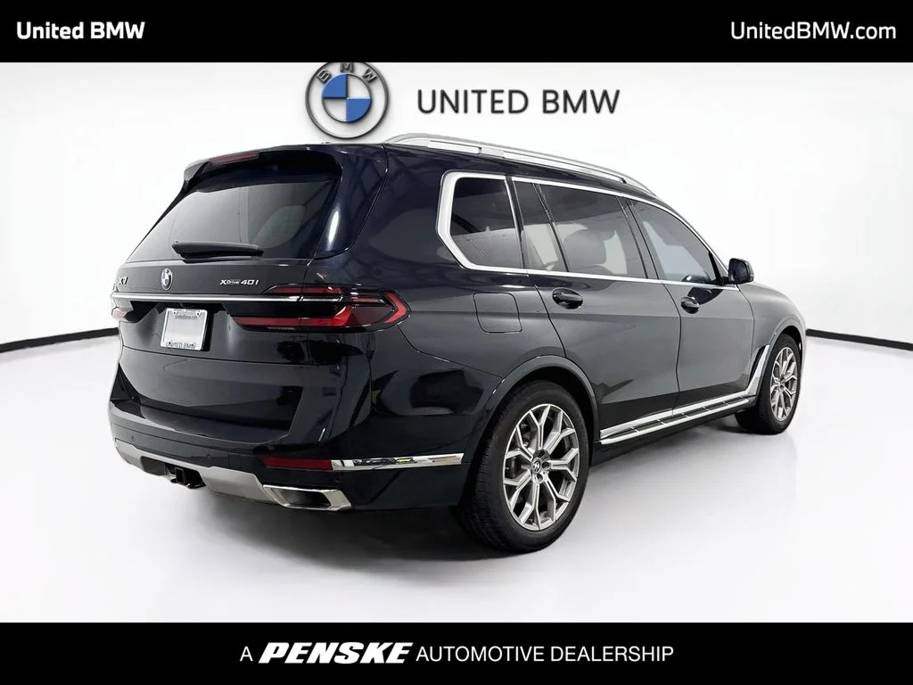 Used 2024 Black Sapphire Metallic BMW xDrive40i image 5