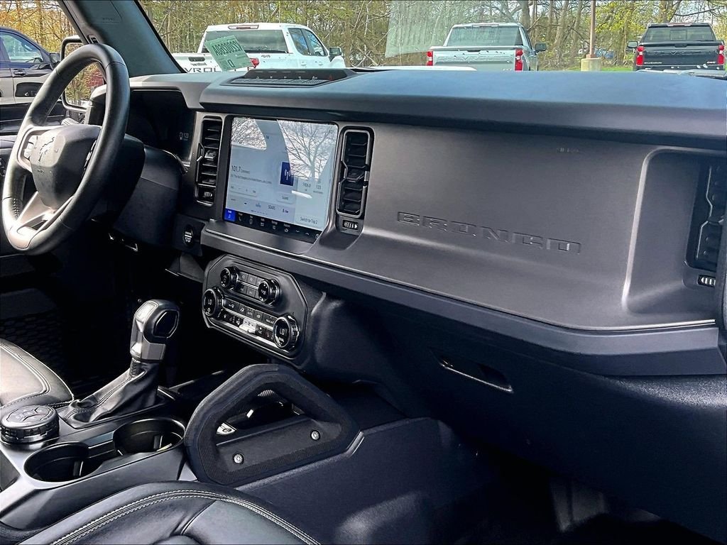 Used 2025 Black Ford Badlands image 21