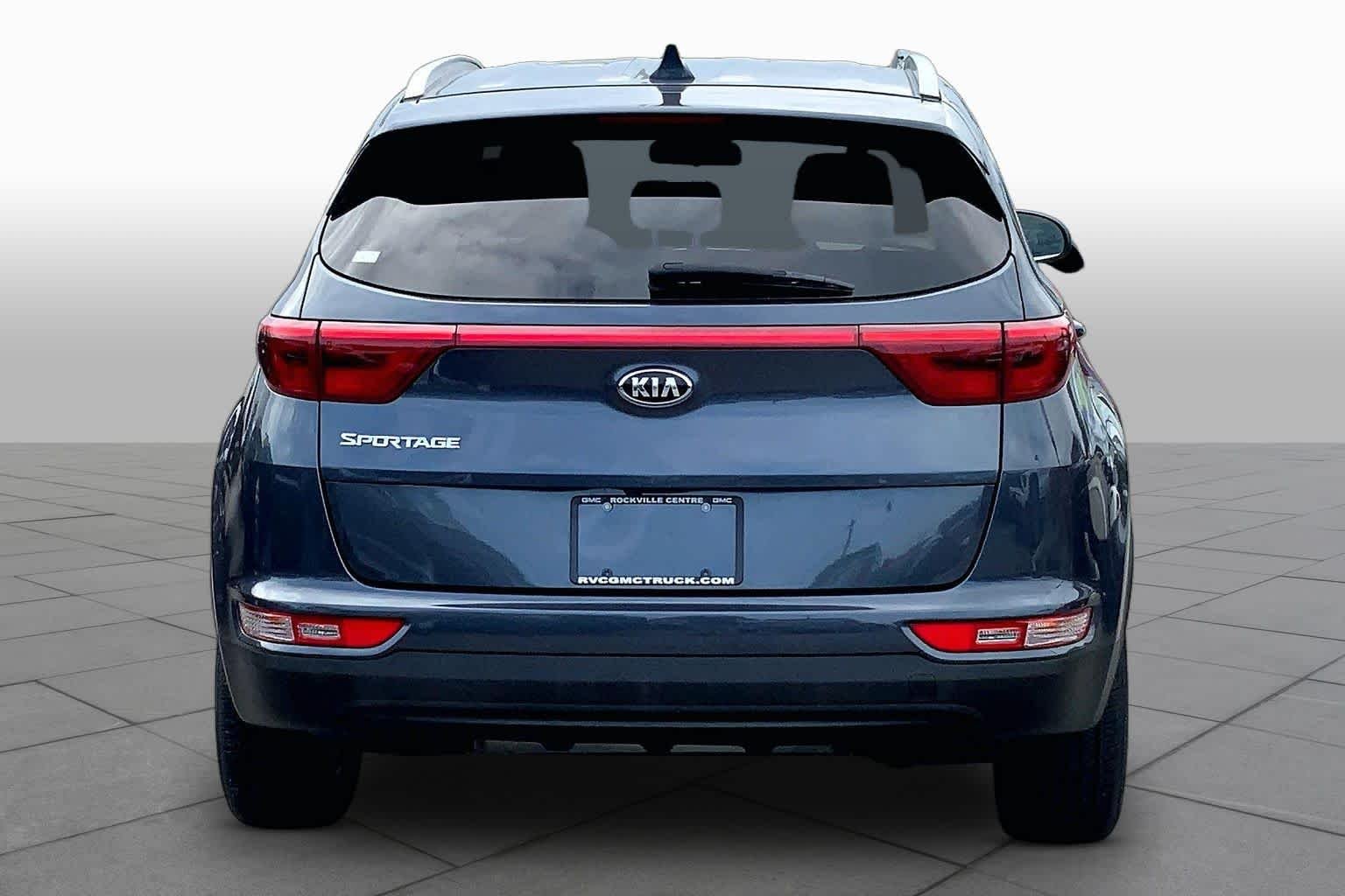 Used 2019 Pacific Blue Kia LX image 5