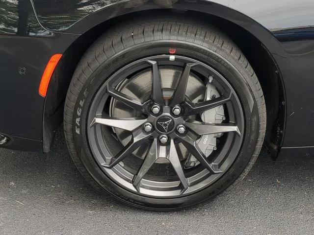 New 2026 Diamond Black Crystal Pearlcoat Dodge R/T Scat Pack image 10