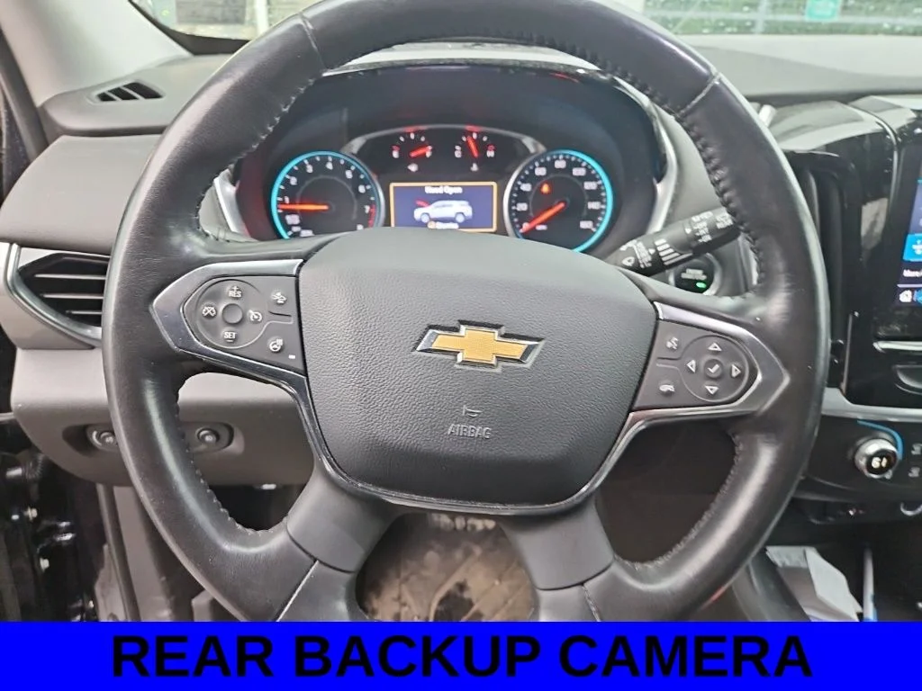 Used 2020 Blue Chevrolet LT image 4