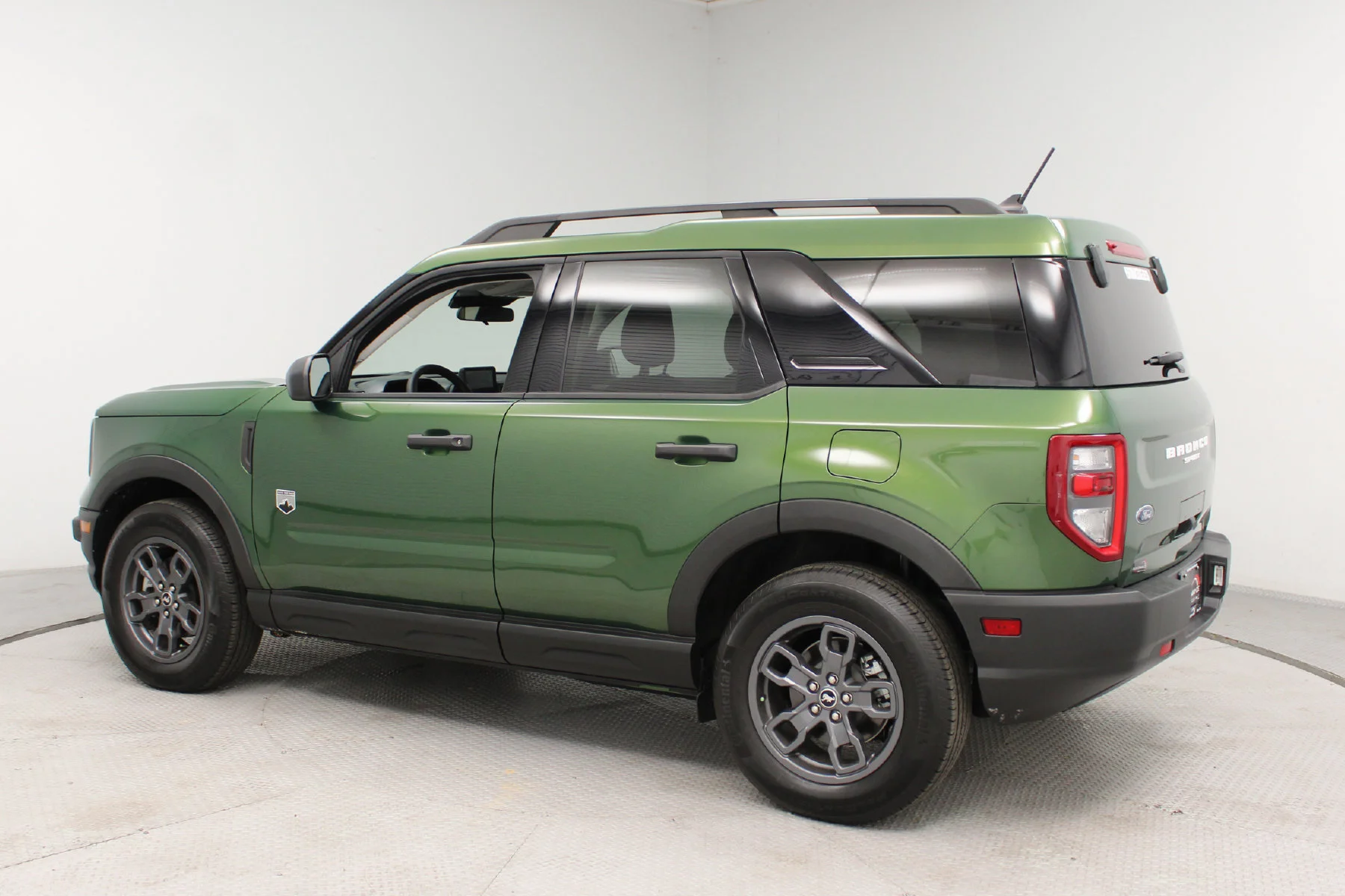 Used 2024 ERUPTION GREEN METALLIC Ford Big Bend 4x4 image 34
