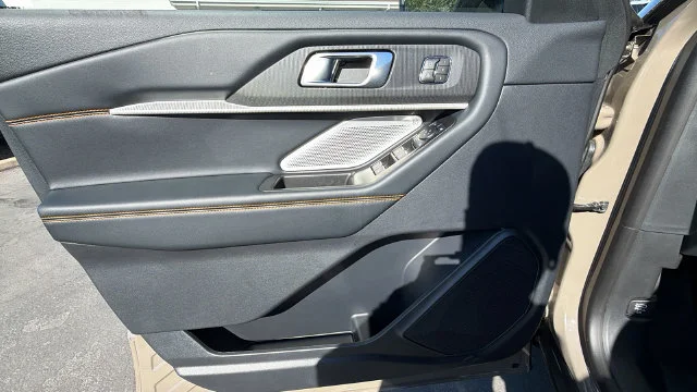 New 2026 Marsh Gray Ford Tremor® image 18