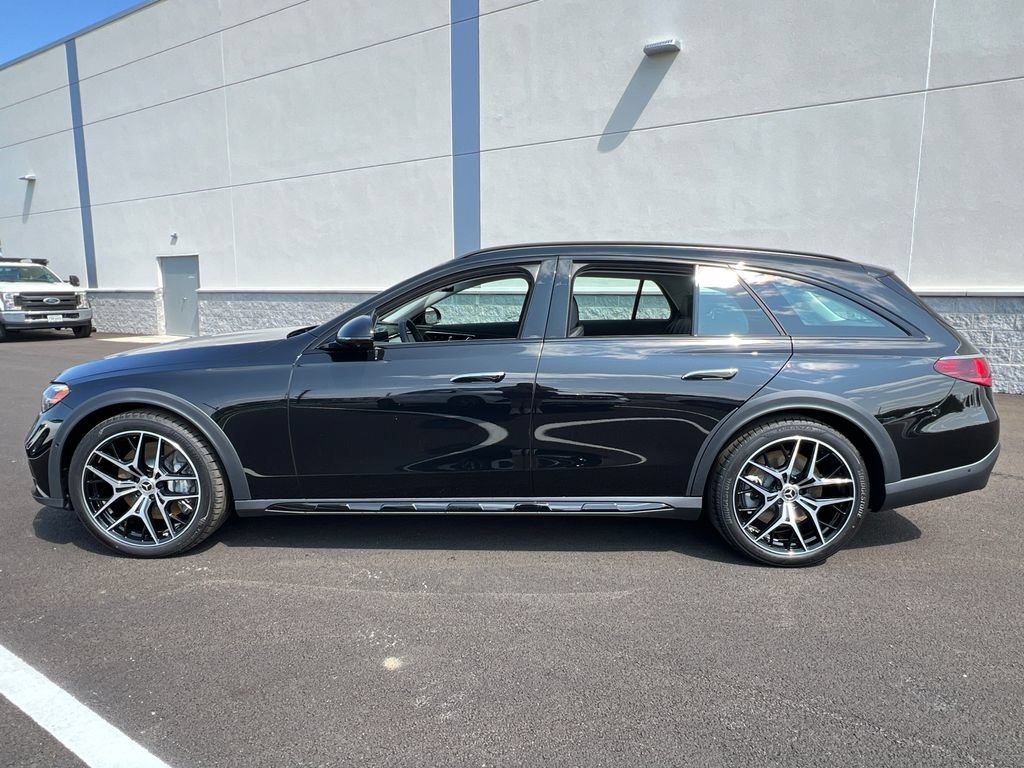 New 2026 Obsidian Black Metallic Mercedes-Benz E 450 image 41