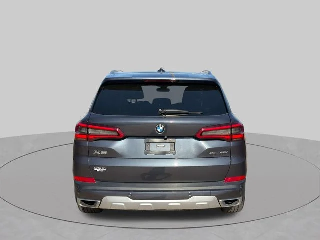 Used 2019 Gray BMW xDrive40i image 6