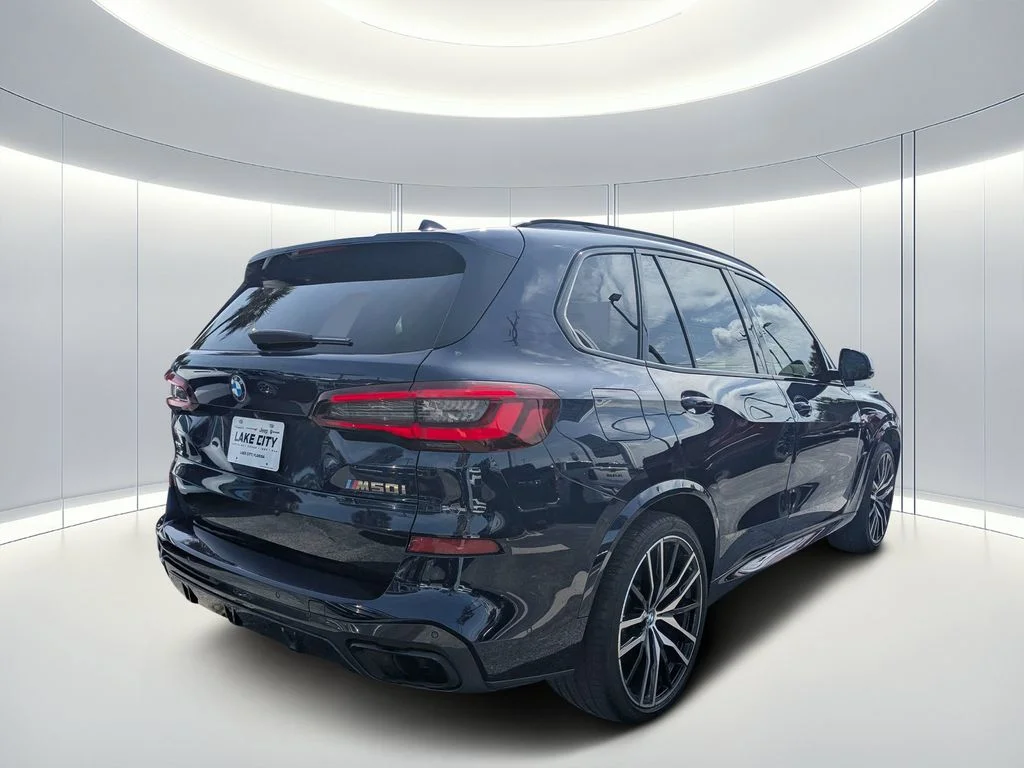 Used 2021 Blue BMW M50i image 4