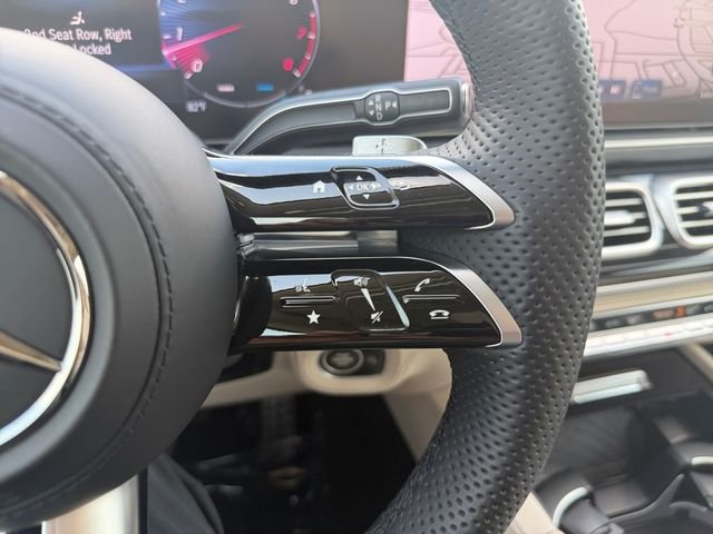 Used 2024  Mercedes-Benz GLS 580 image 23