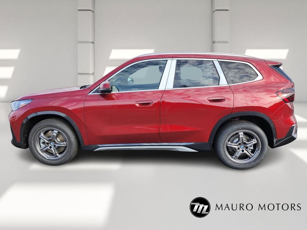 Used 2026 Red BMW xDrive28i image 6