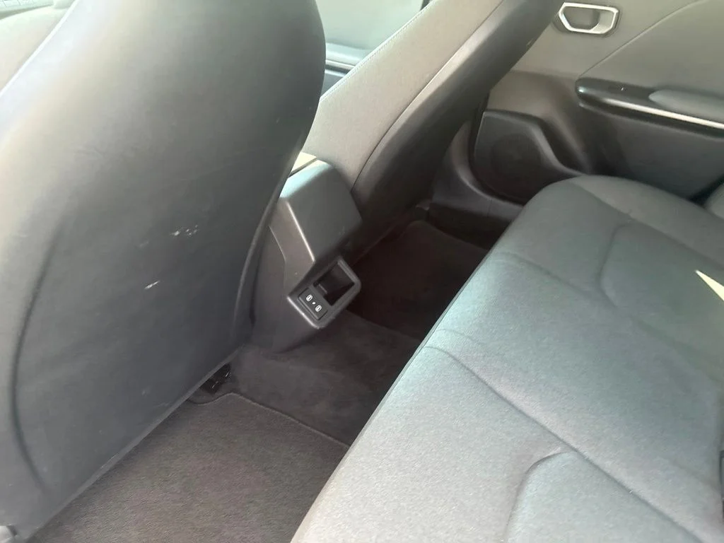 Used 2025 White Kia LX image 35