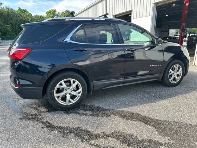 Used 2020 MIDNIGHT BLUE METALLIC Chevrolet LT image 5