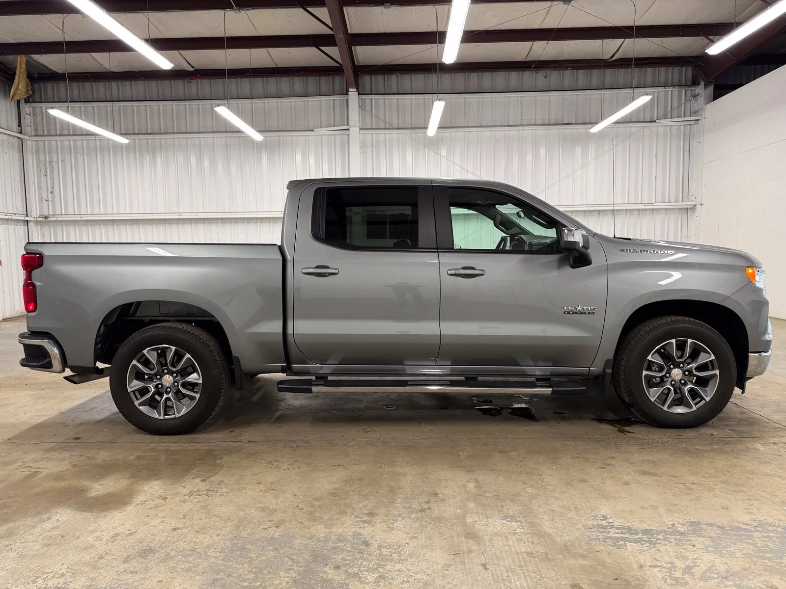 Used 2026 Gray Chevrolet LT image 3