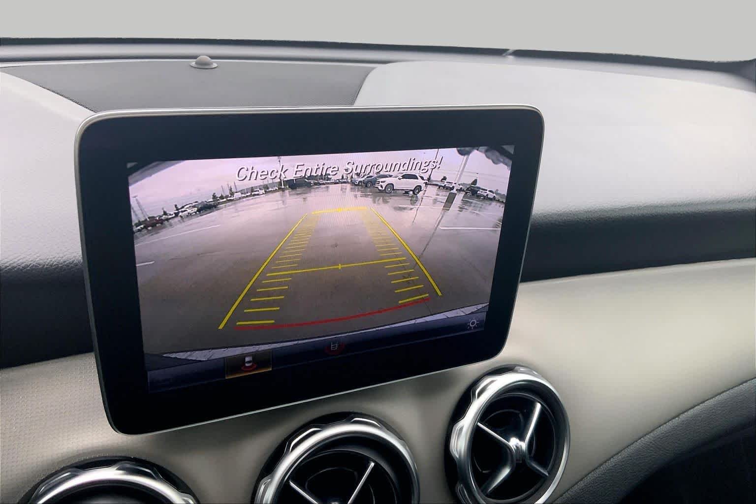 Used 2019 Mountain Grey Metallic Mercedes-Benz GLA 250 image 26