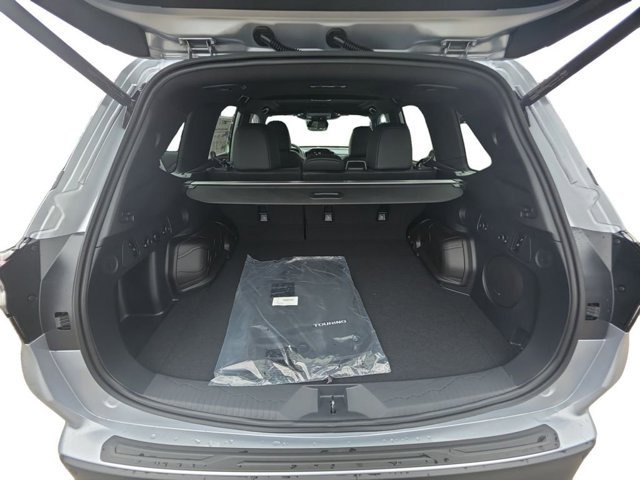 New 2026 ICE SILVER METALLIC Subaru Touring image 19